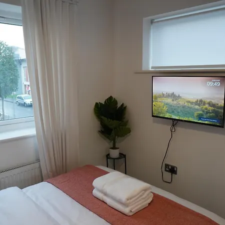 Luxury Rooms - Pick A Room - Free Parking & Kitchen Access, Near Etihad Stadium, The Coop Live & Piccadilly Station, Manchester Exterior photo