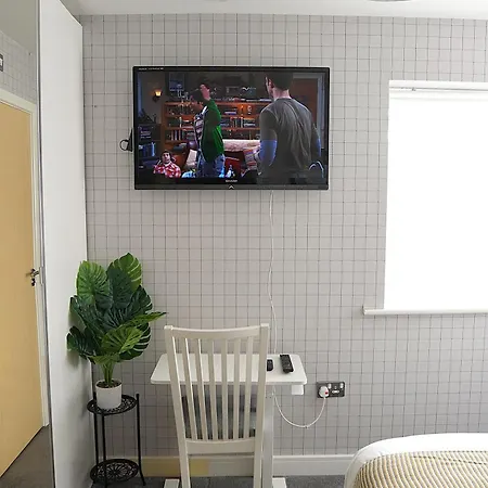 Luxury Rooms - Pick A Room - Free Parking & Kitchen Access, Near Etihad Stadium, The Coop Live & Piccadilly Station, Manchester Exterior photo